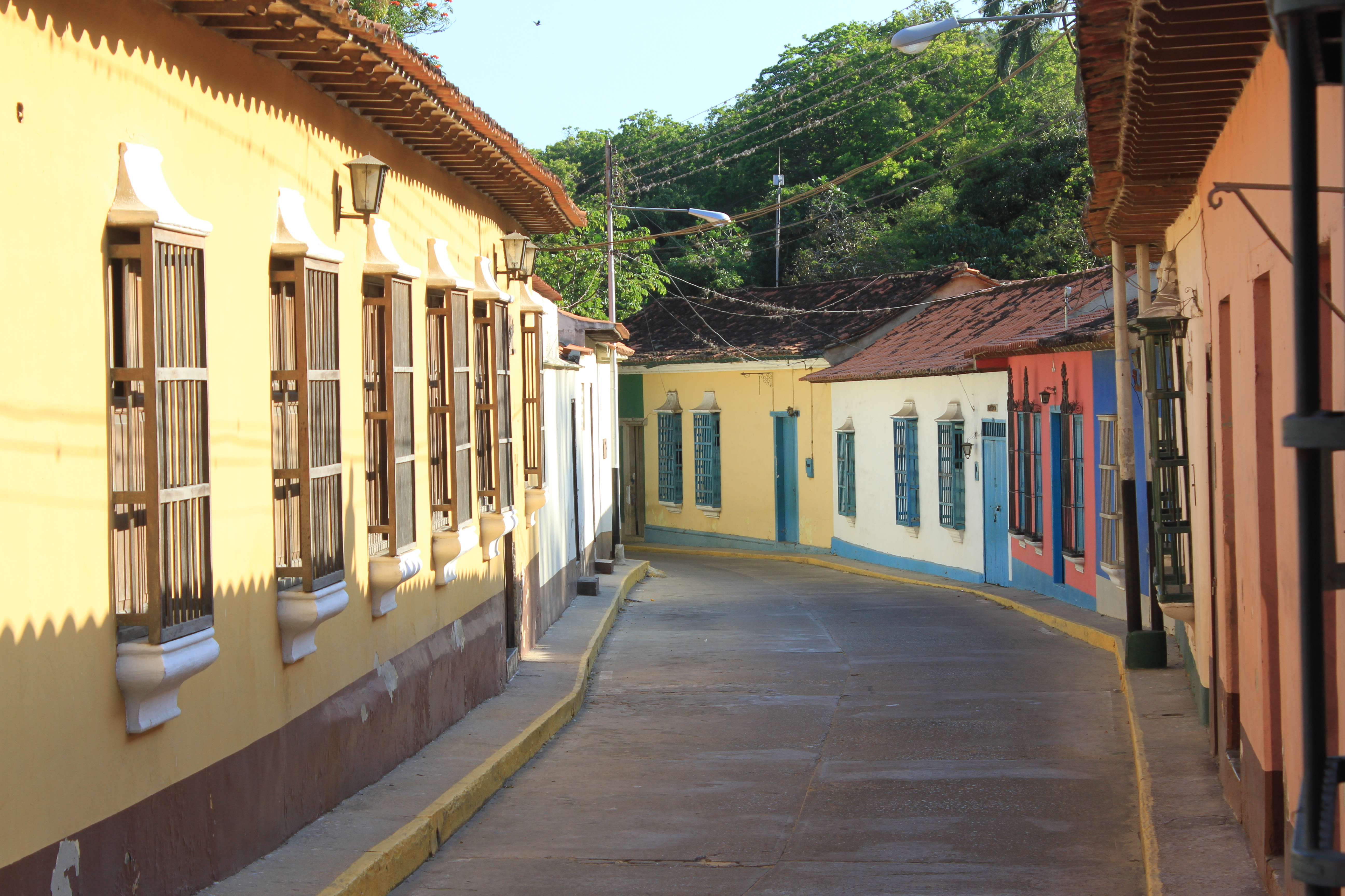 Choroní; magia colonial, selva y mar en un solo destino