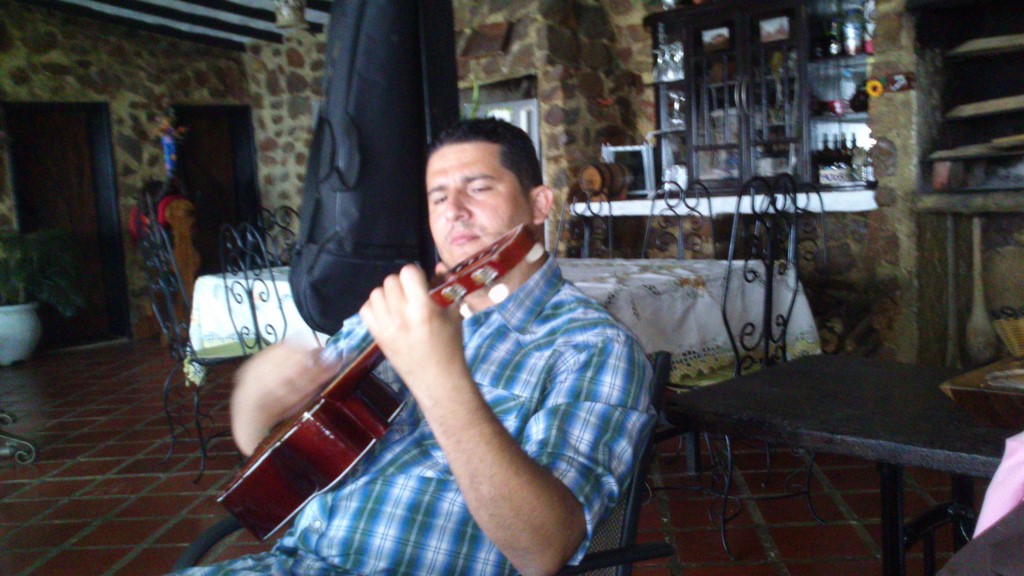 Un delicioso paseo por Cubiro; un viaje familiar entre neblina; hospitalidad y paisajes que enamoran