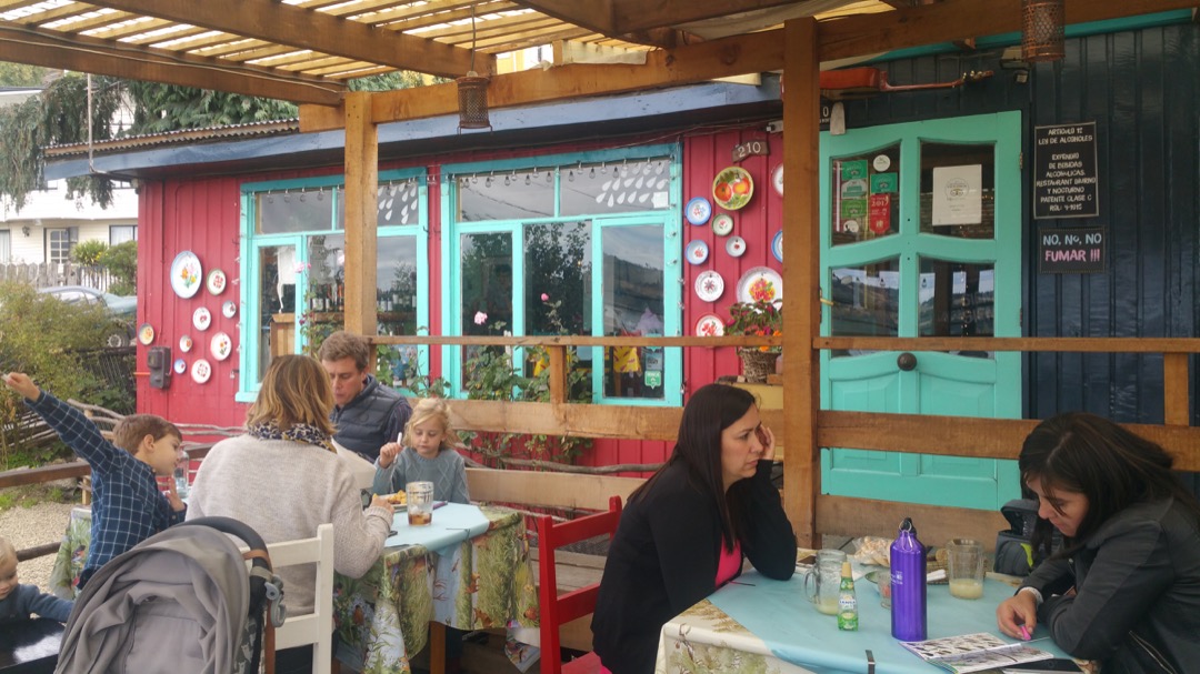 RESTAURANT MERCADITO DE CHILOÉ - Región de los Llanos Chile.