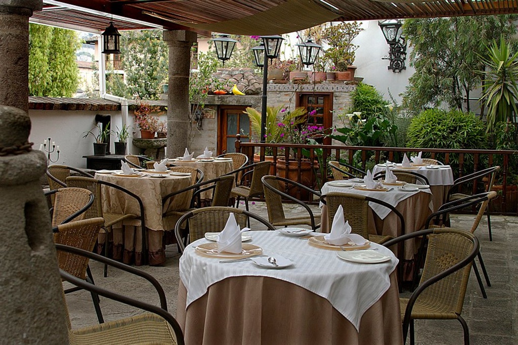 LOS MEJORES HOTELES EN QUITO ECUADOR